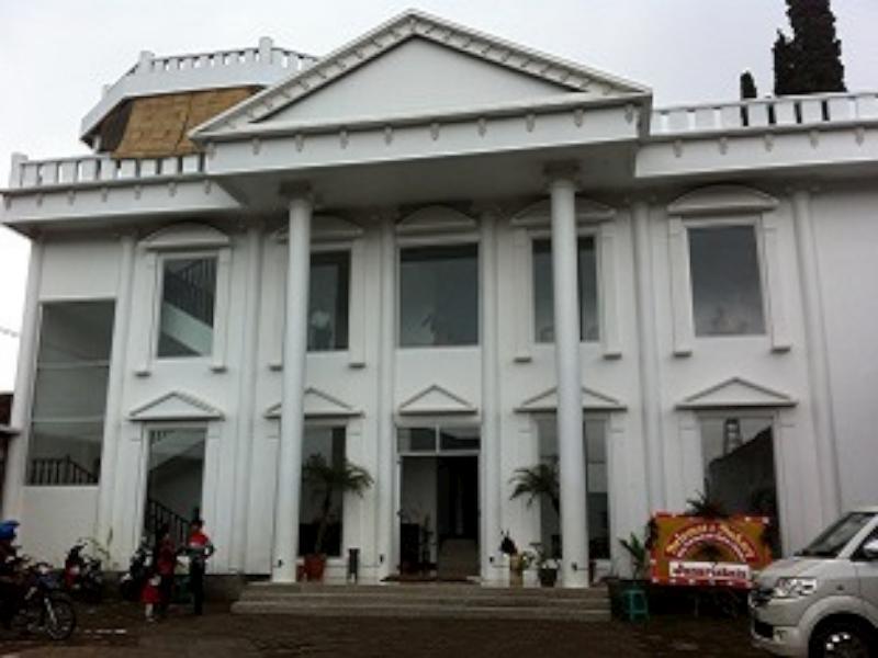 Hotel Alpha Classica Bandung Exteriér fotografie